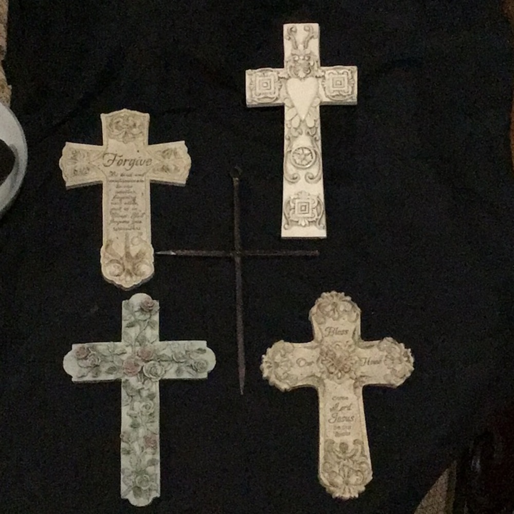Set of 5 crosses